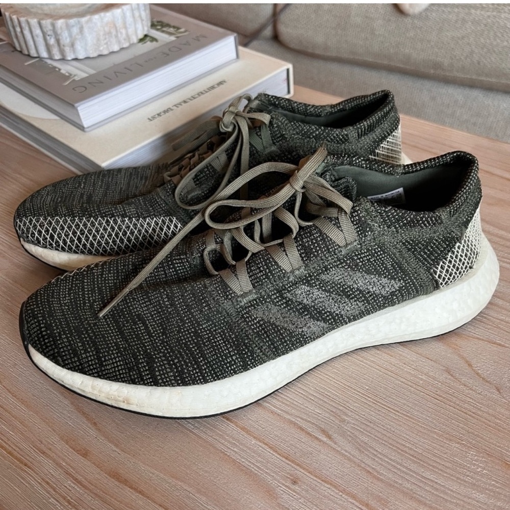 Adidas Boost Running Mens Sneakers Athletic Shoes size 12.5 green